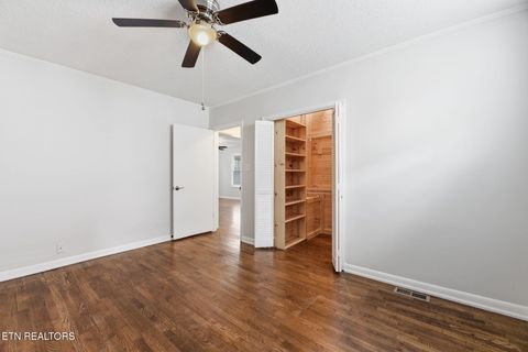 Tiny photo for 409 W 1st Ave, Lenoir City, TN 37771 (MLS # 1348043)