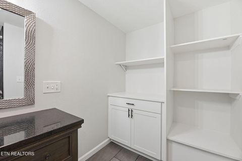 Tiny photo for 409 W 1st Ave, Lenoir City, TN 37771 (MLS # 1348043)