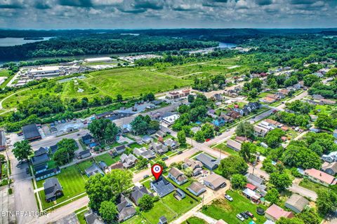 Tiny photo for 409 W 1st Ave, Lenoir City, TN 37771 (MLS # 1348043)