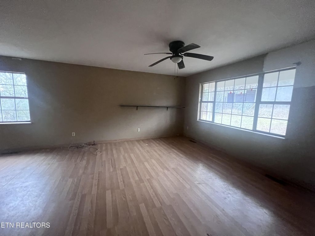 Photo of 720 Poplar Lane, Winfield, TN 37892 (MLS # 1324262)