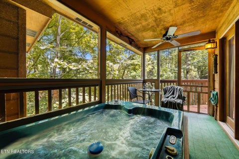 Tiny photo for 3163 Sourwood Way, Sevierville, TN 37862 (MLS # 1360030)