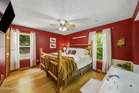 Tiny photo for 3163 Sourwood Way, Sevierville, TN 37862 (MLS # 1360030)
