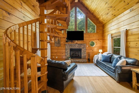 Tiny photo for 3163 Sourwood Way, Sevierville, TN 37862 (MLS # 1360030)