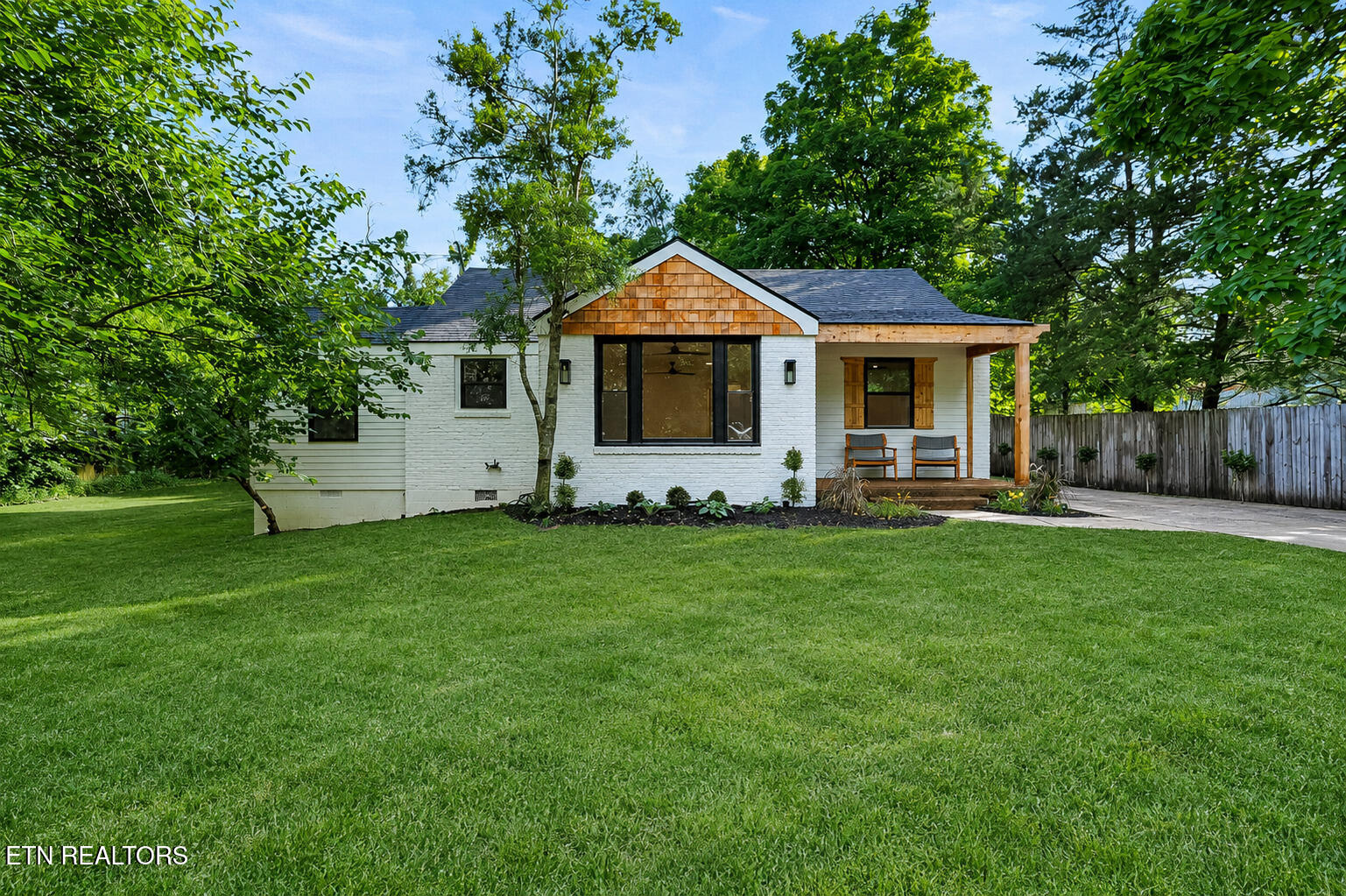 Front with grass