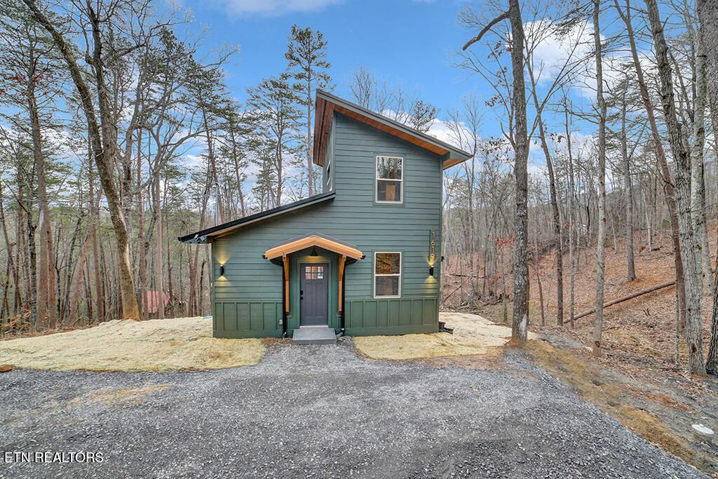 Photo of 1619 S S Mountain View Rd Rd, Sevierville, TN 37876 (MLS # 1316954)