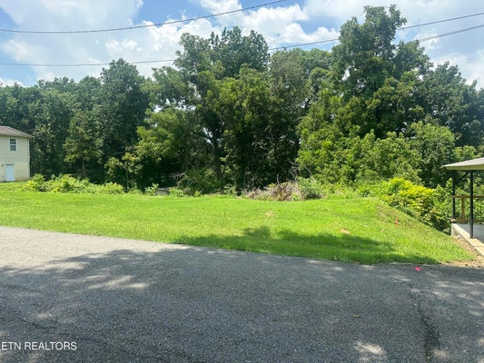 E 9TH AVE, LENOIR CITY, TN 37771 - Image 130ec1d6d67b1be4e9048c478d266efa/141301262
