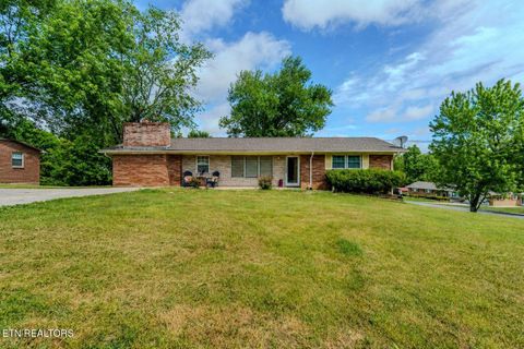Photo of 3633 Cunningham Rd, Knoxville, TN 37918 (MLS # 1338916)