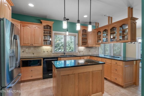 Tiny photo for 404 Catoosa Lane, Loudon, TN 37774 (MLS # 1359634)