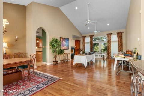 Tiny photo for 404 Catoosa Lane, Loudon, TN 37774 (MLS # 1359634)