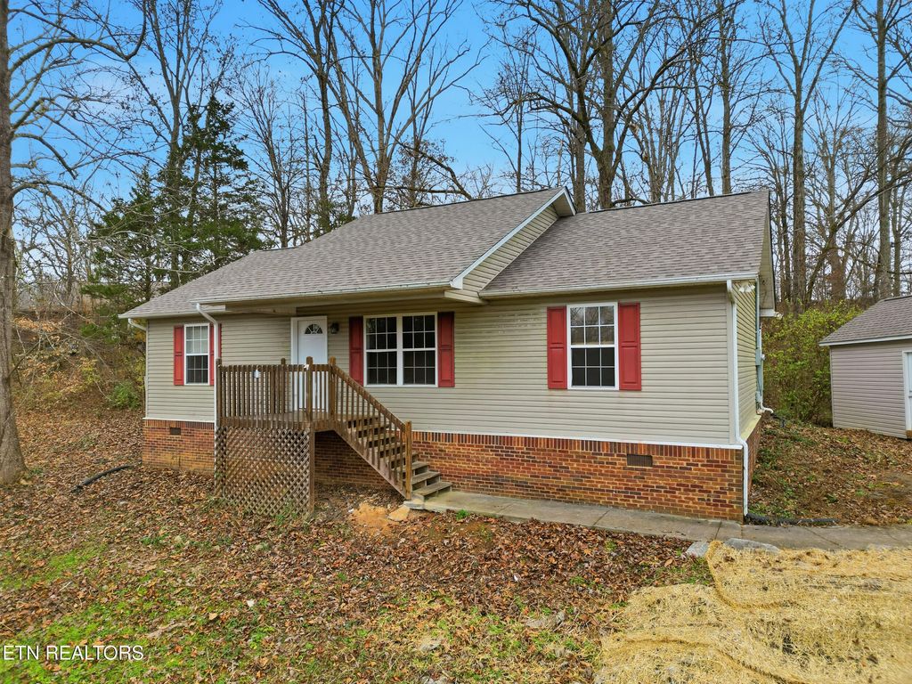 Photo of 617 Hollow Drive, Strawberry Plains, TN 37871 (MLS # 1323653)