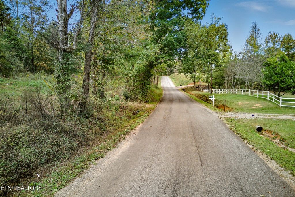 Photo of 173 Akins, Tellico Plains, TN 37385 (MLS # 1315593)