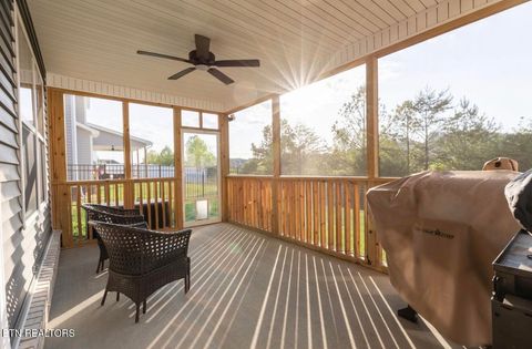 Tiny photo for 127 Songberry St, Oak Ridge, TN 37830 (MLS # 1338828)