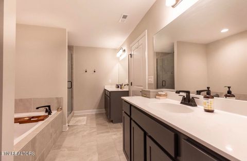 Tiny photo for 127 Songberry St, Oak Ridge, TN 37830 (MLS # 1338828)