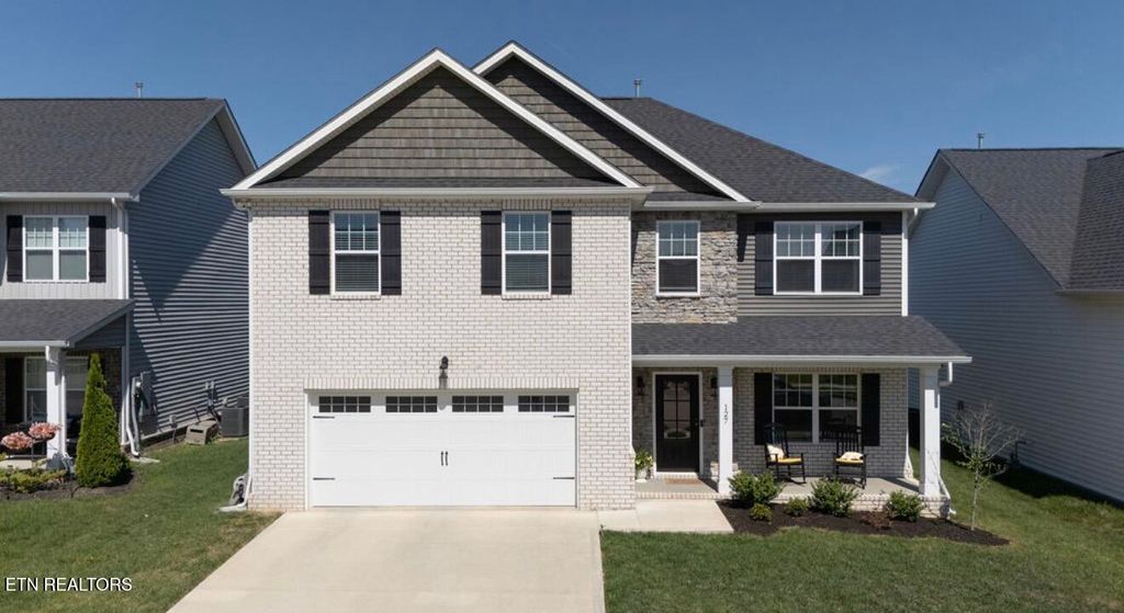 Photo of 127 Songberry St, Oak Ridge, TN 37830 (MLS # 1338828)
