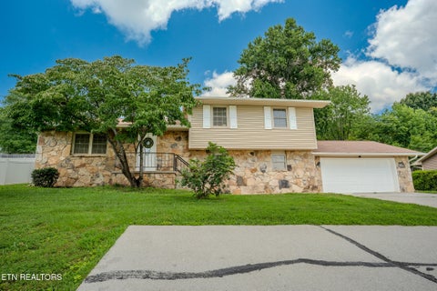 Photo of 11333 Snyder Rd, Knoxville, TN 37932 (MLS # 1356881)