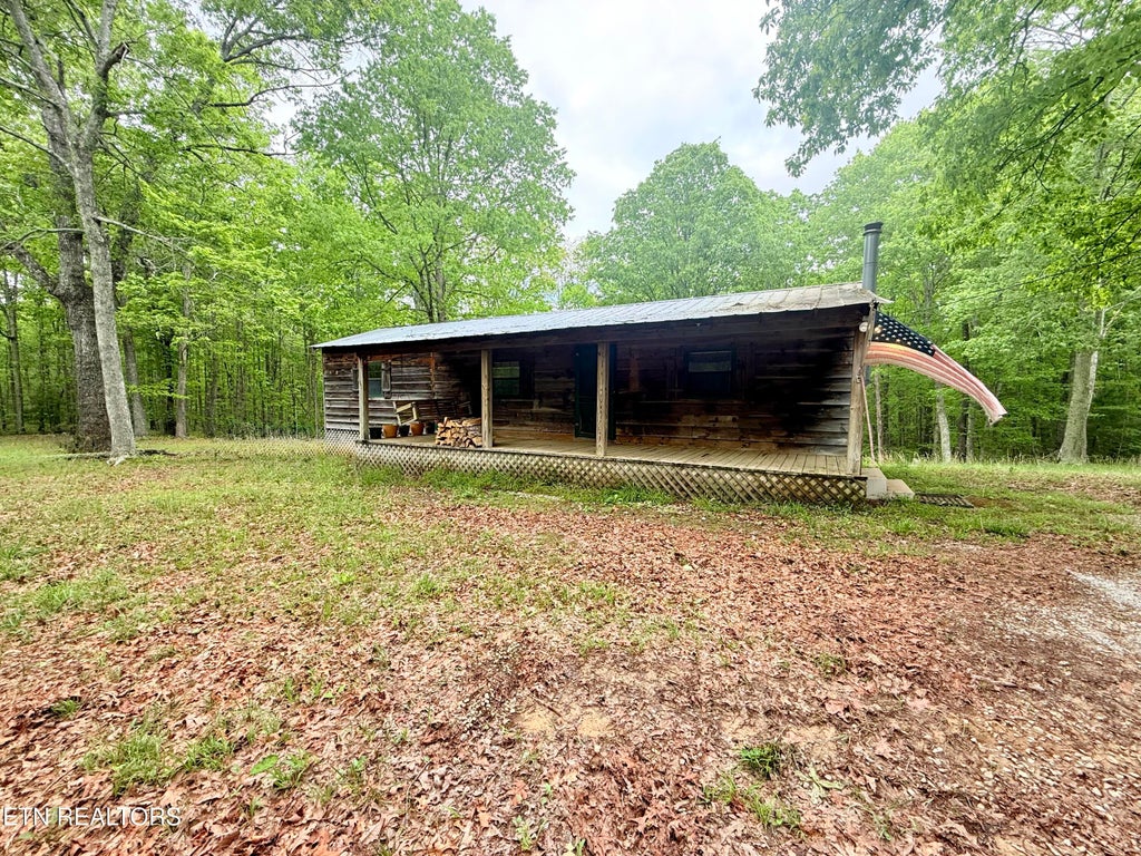 Photo of 801 Christenson Rd, Deer Lodge, TN 37726 (MLS # 1301986)