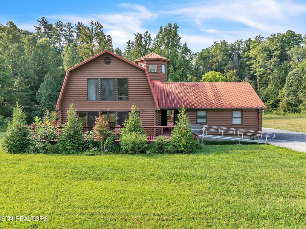 Photo of 2930 McMahan Sawmill Rd, Sevierville, TN 37862 (MLS # 1312921)