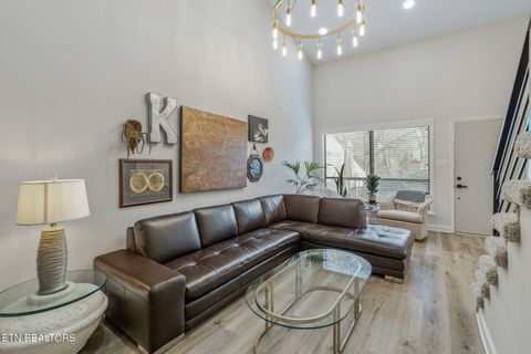 Tiny photo for 1900 Ridgecrest Drive #201, Knoxville, TN 37918 (MLS # 1327948)