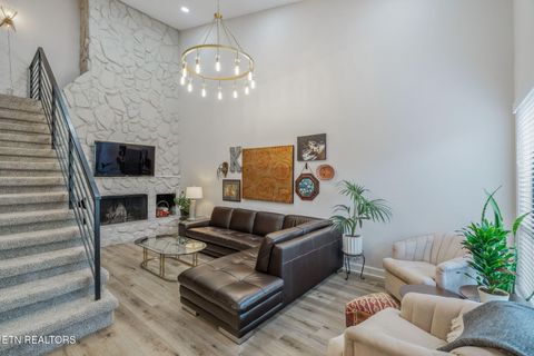 Tiny photo for 1900 Ridgecrest Drive #201, Knoxville, TN 37918 (MLS # 1327948)