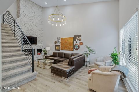 Tiny photo for 1900 Ridgecrest Drive #201, Knoxville, TN 37918 (MLS # 1327948)