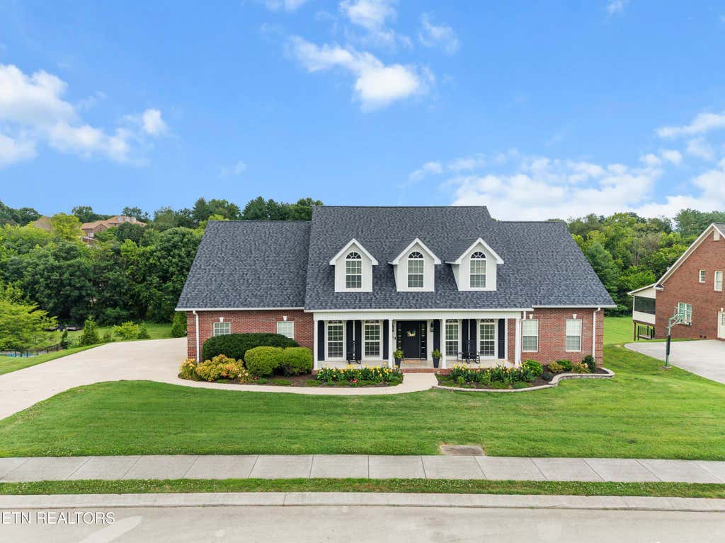 Photo of 2225 Monticello Drive, Maryville, TN 37803 (MLS # 1345848)
