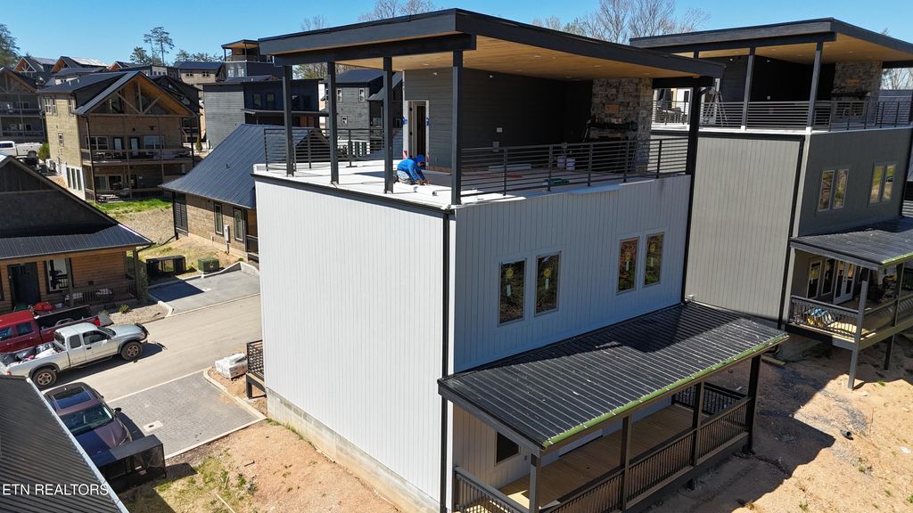 Photo of 589 Warbonnet Way, Pigeon Forge, TN 37863 (MLS # 1334557)