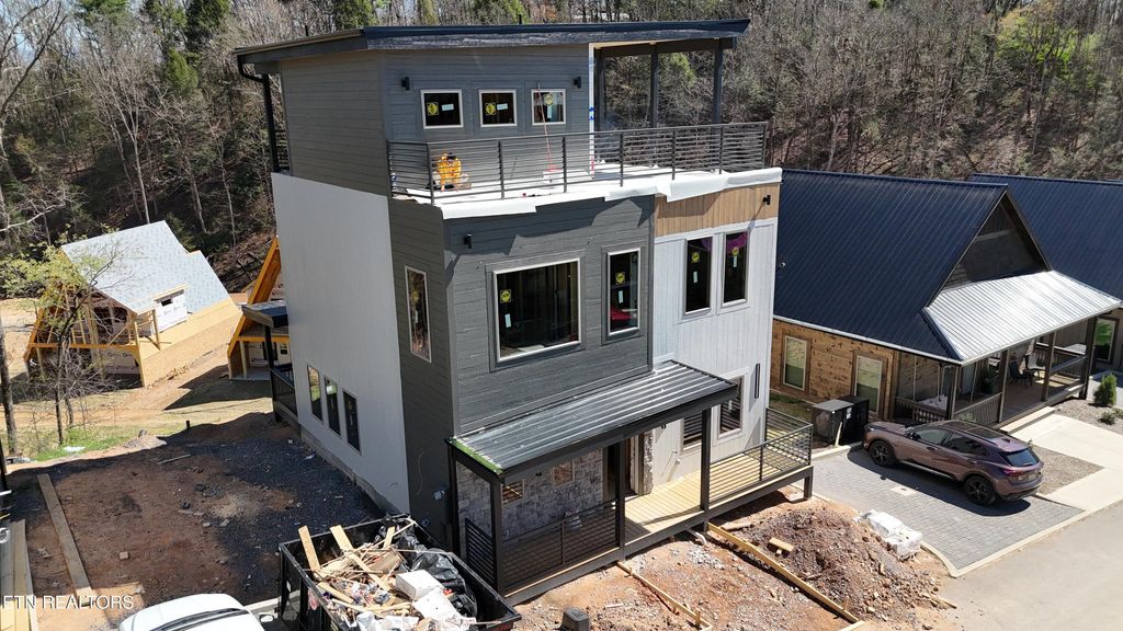 Photo of 589 Warbonnet Way, Pigeon Forge, TN 37863 (MLS # 1334557)