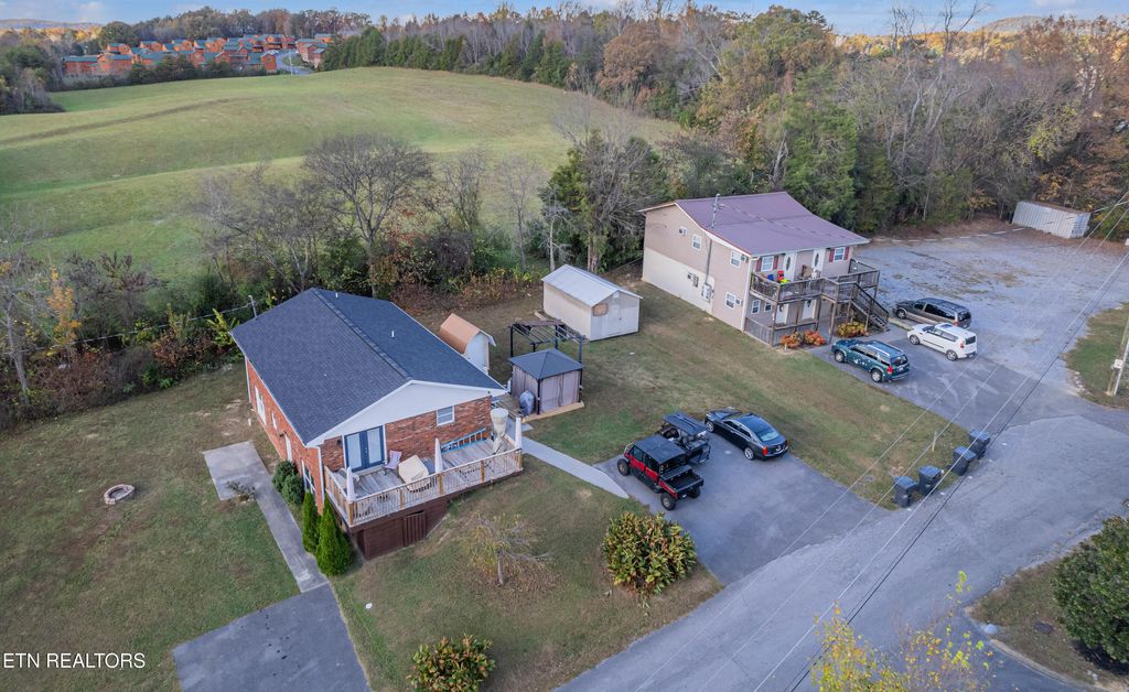 Photo of 226 Mill View Drive, Pigeon Forge, TN 37863 (MLS # 1282277)