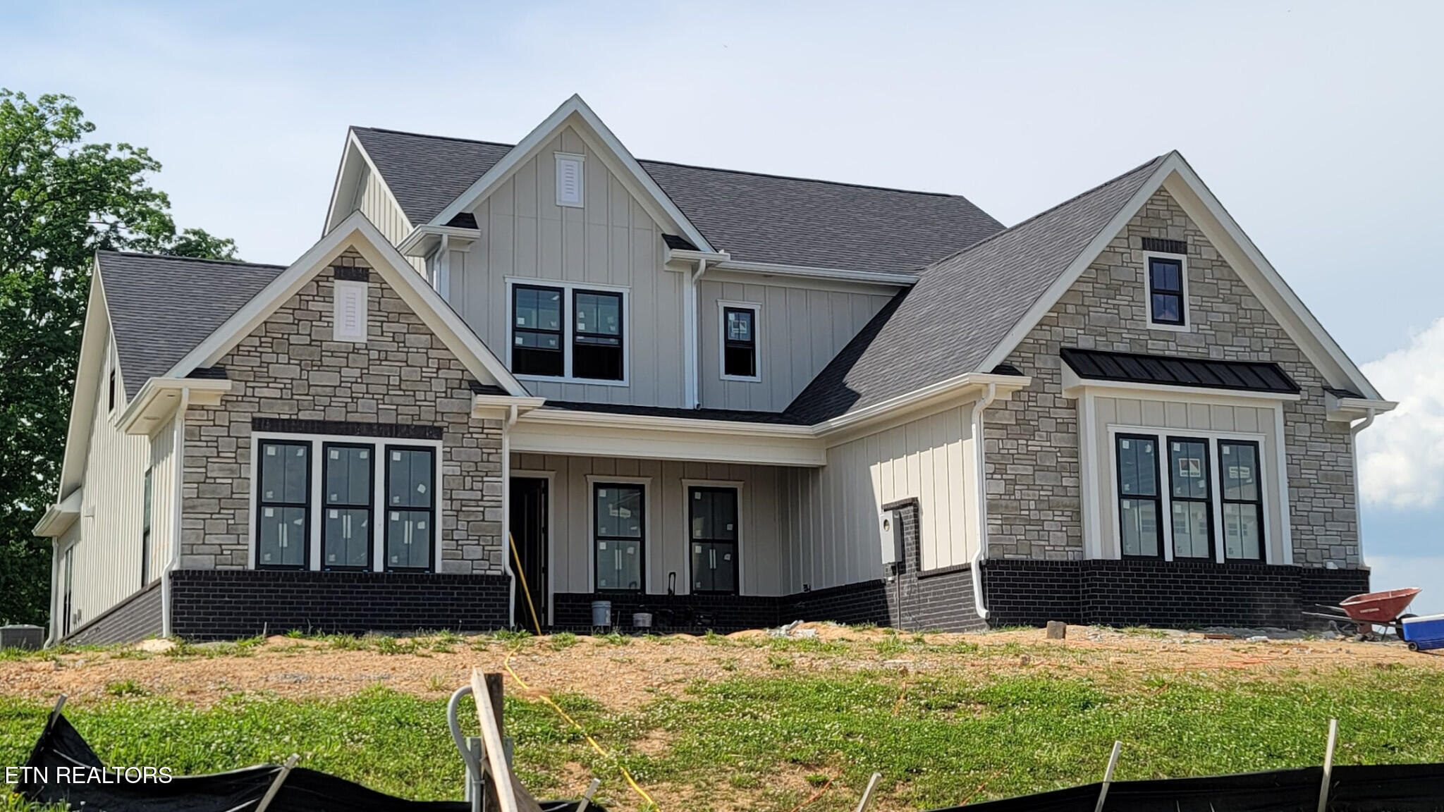 2341 Ridgeline Court
