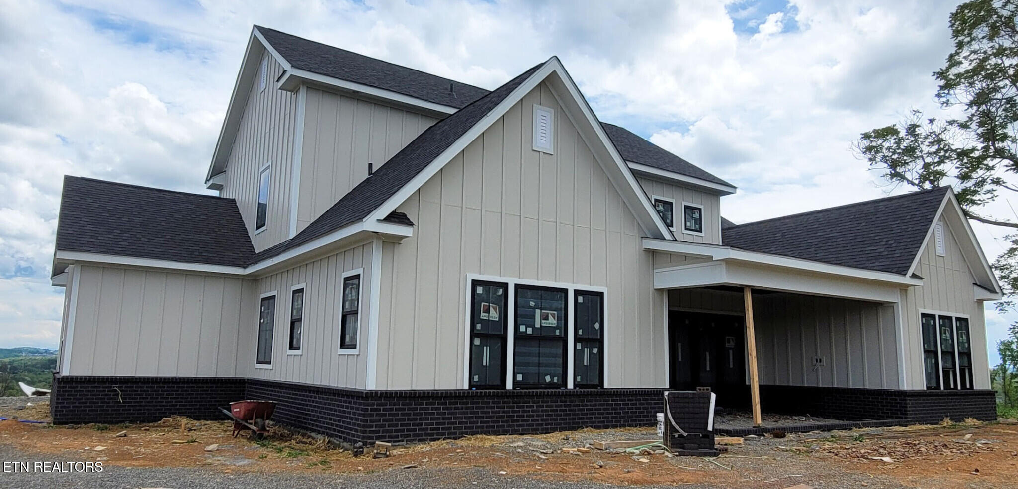 2341 Ridgeline Court