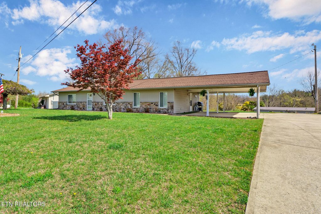 Photo of 98 Drew Howard Rd, Crossville, TN 38558 (MLS # 1336364)