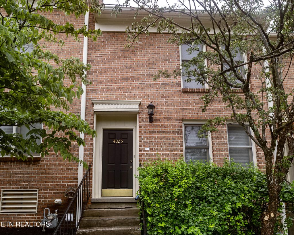 Photo of 4025 Heather Court, Knoxville, TN 37919 (MLS # 1349208)