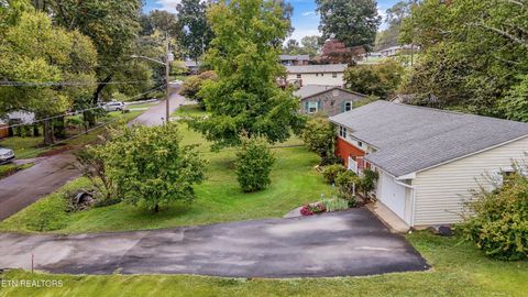 Tiny photo for 2001 Nandina Drive, Knoxville, TN 37912 (MLS # 1317978)