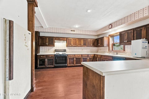Tiny photo for 174 Irwin Lane, Clinton, TN 37716 (MLS # 1352099)