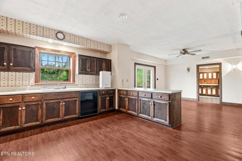 Tiny photo for 174 Irwin Lane, Clinton, TN 37716 (MLS # 1352099)
