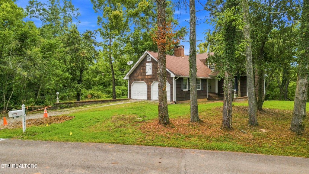 Photo of 174 Irwin Lane, Clinton, TN 37716 (MLS # 1352099)