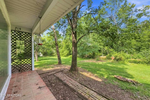 Tiny photo for 174 Irwin Lane, Clinton, TN 37716 (MLS # 1352099)
