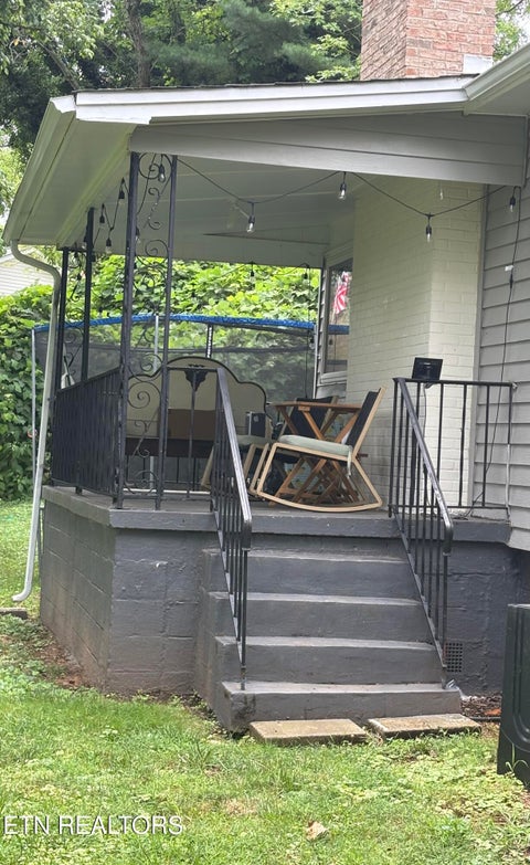 Tiny photo for 107 Porter Rd, Oak Ridge, TN 37830 (MLS # 1345832)