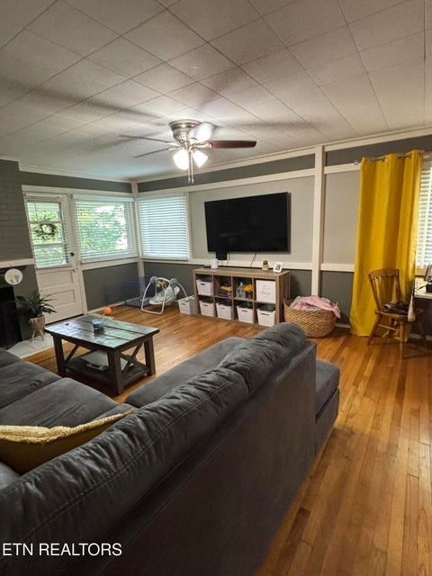 Tiny photo for 107 Porter Rd, Oak Ridge, TN 37830 (MLS # 1345832)