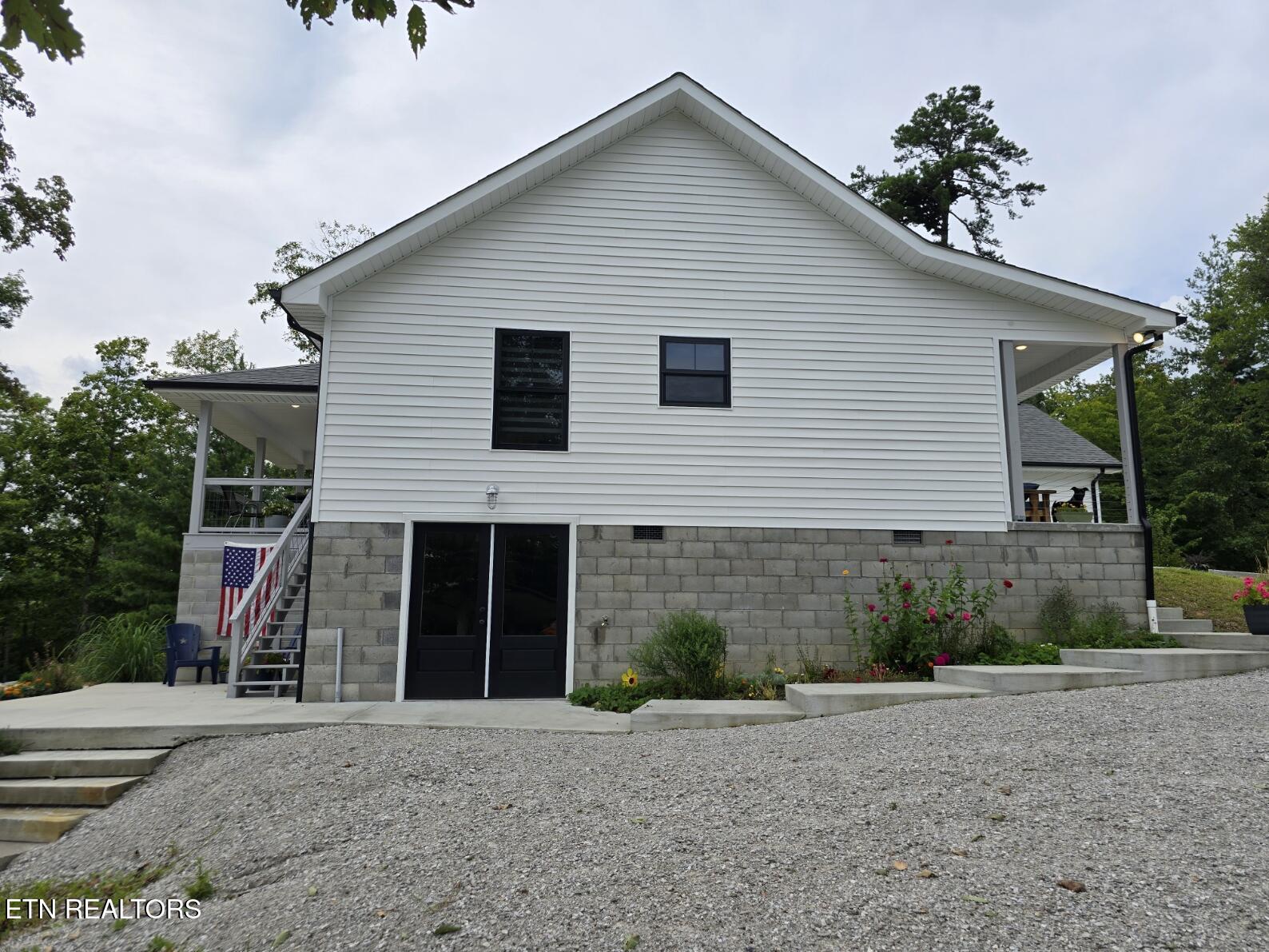 447 John J Smith Rd