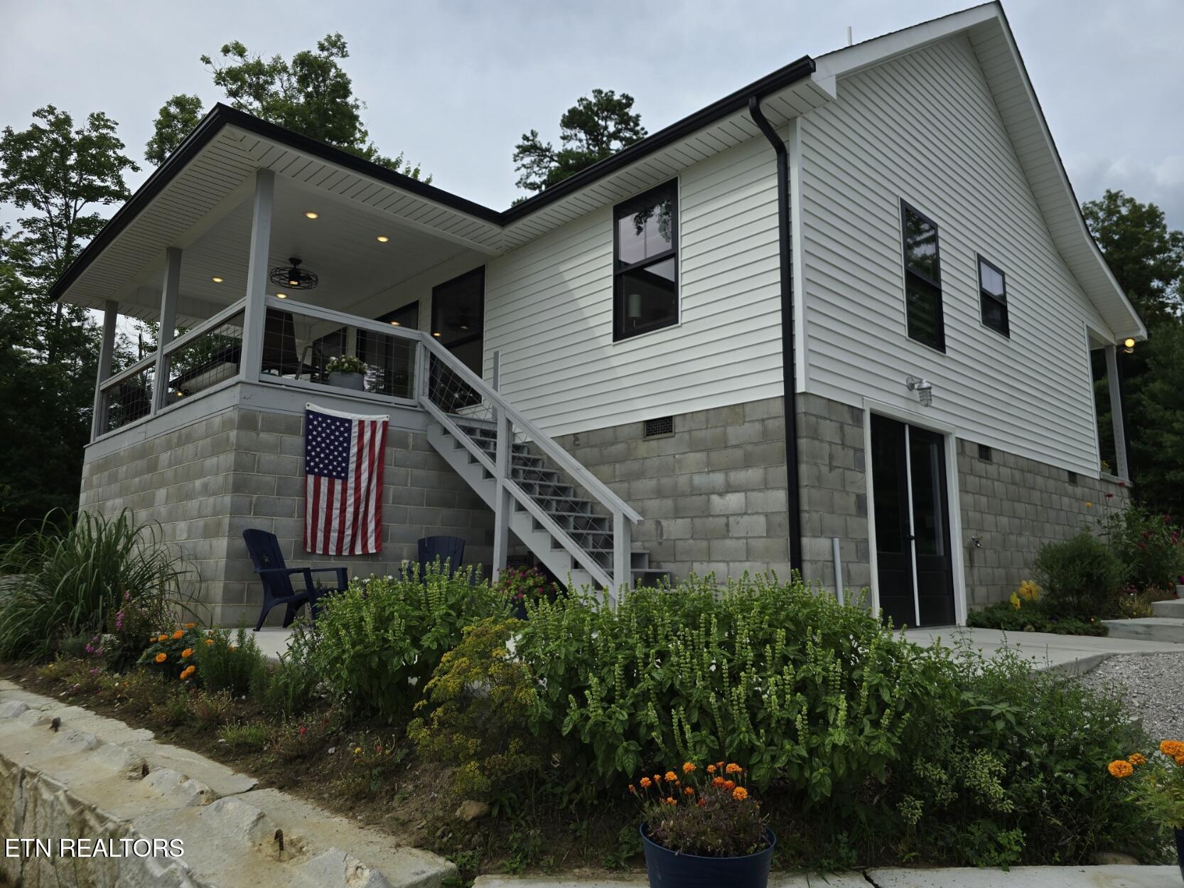 447 John J Smith Rd