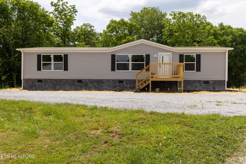 Photo of 2489 Elk Way, Newport, TN 37821 (MLS # 1341480)