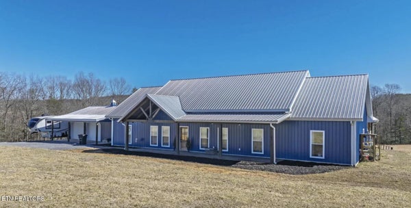 5146 GRIFFITH RD, PIKEVILLE, TN 37367 - Image 13bf2cd1ba64b8dccce180ddaf293589/2129577377