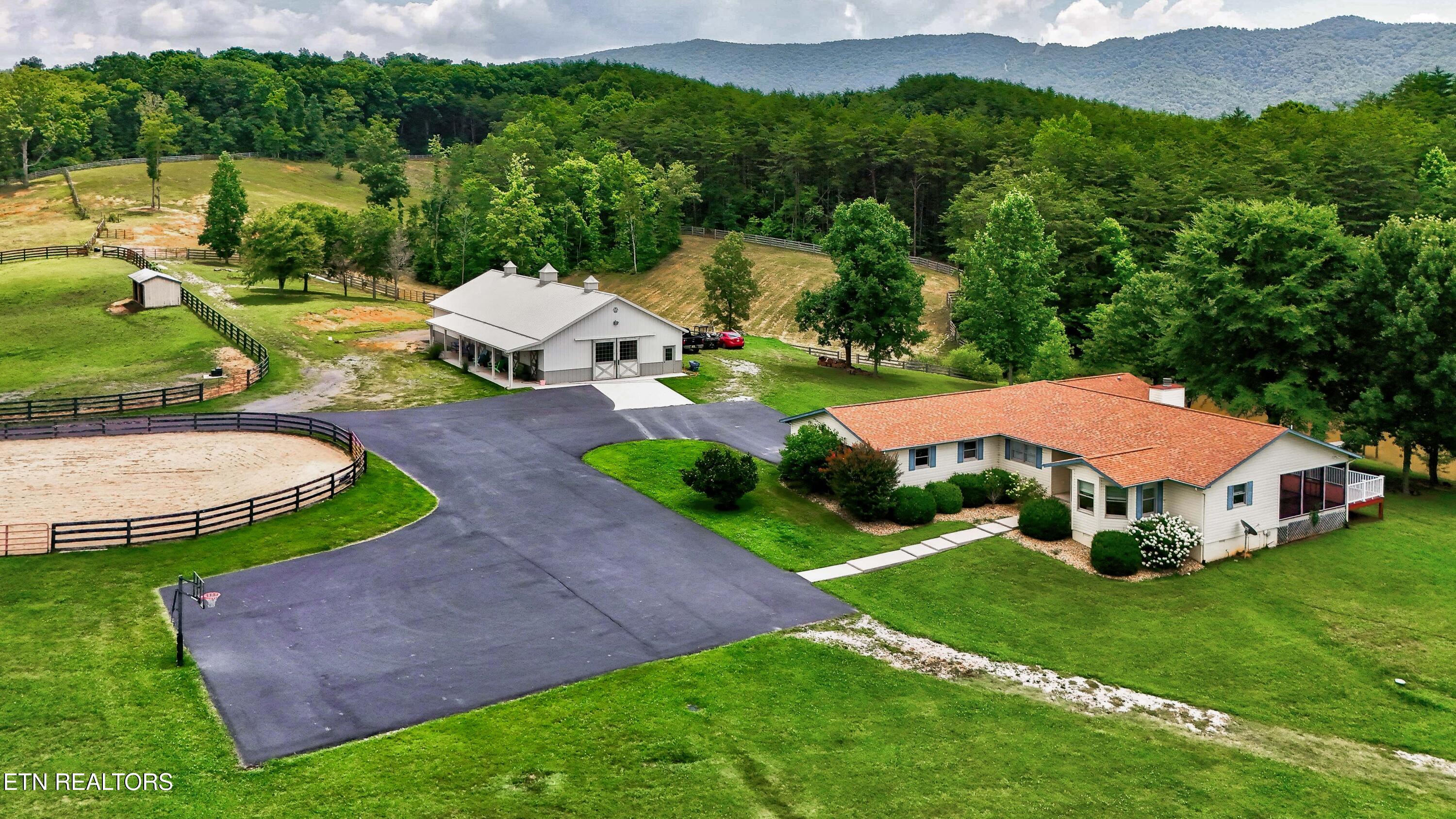 4506 Six Mile Rd