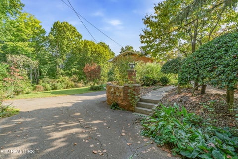 Tiny photo for 4400 Clinch View Lane, Knoxville, TN 37931 (MLS # 1355804)