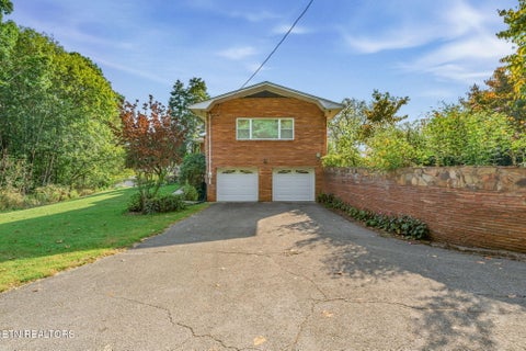 Tiny photo for 4400 Clinch View Lane, Knoxville, TN 37931 (MLS # 1355804)
