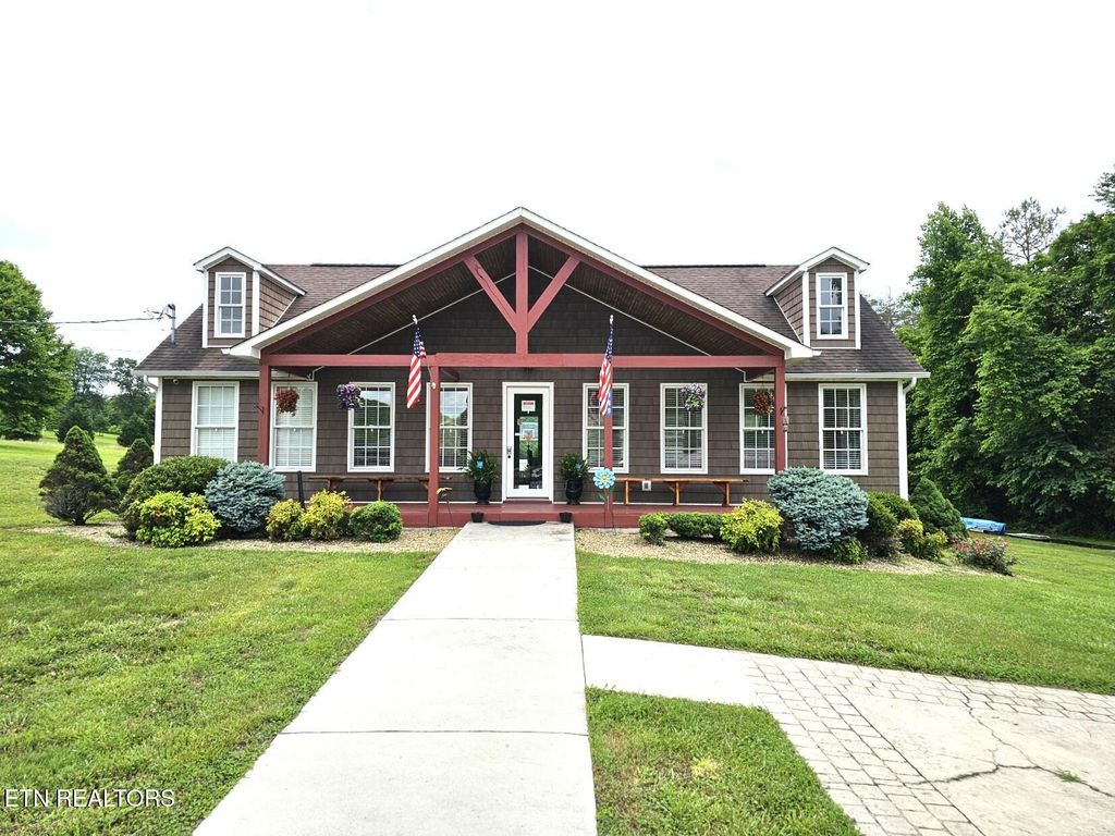 Photo of 301 Mountain Way, Sharps Chapel, TN 37866 (MLS # 1342992)