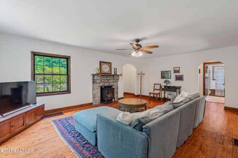 Tiny photo for 904 Lester Rd, Knoxville, TN 37920 (MLS # 1350161)