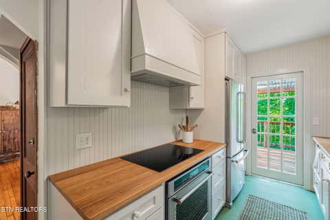 Tiny photo for 904 Lester Rd, Knoxville, TN 37920 (MLS # 1350161)