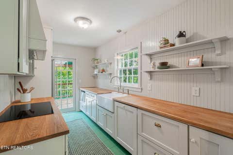 Tiny photo for 904 Lester Rd, Knoxville, TN 37920 (MLS # 1350161)